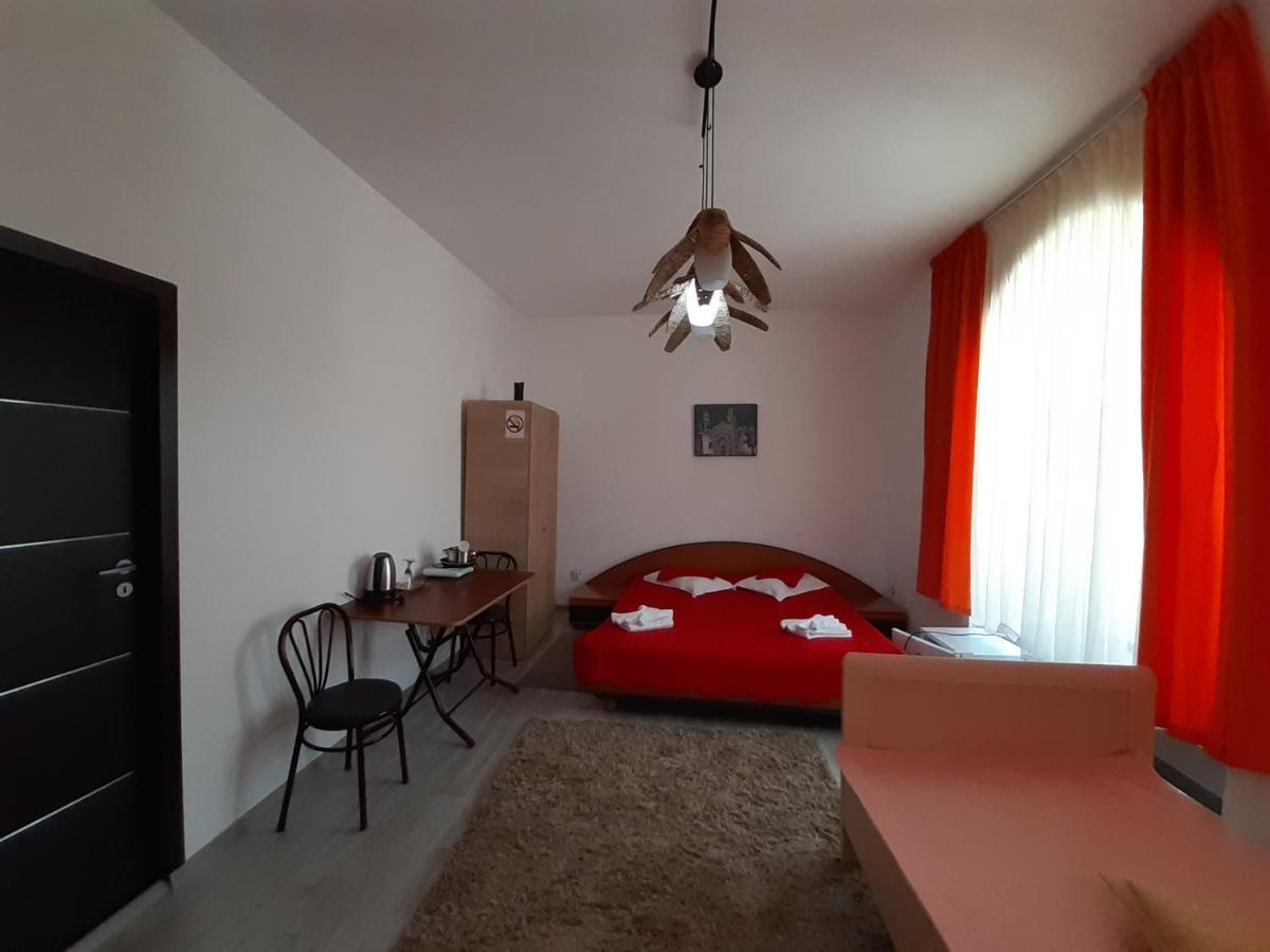 Copou Holding House Apartment Iasi Exterior photo