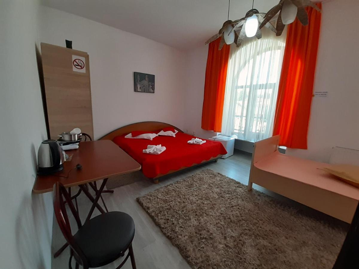Copou Holding House Apartment Iasi Exterior photo