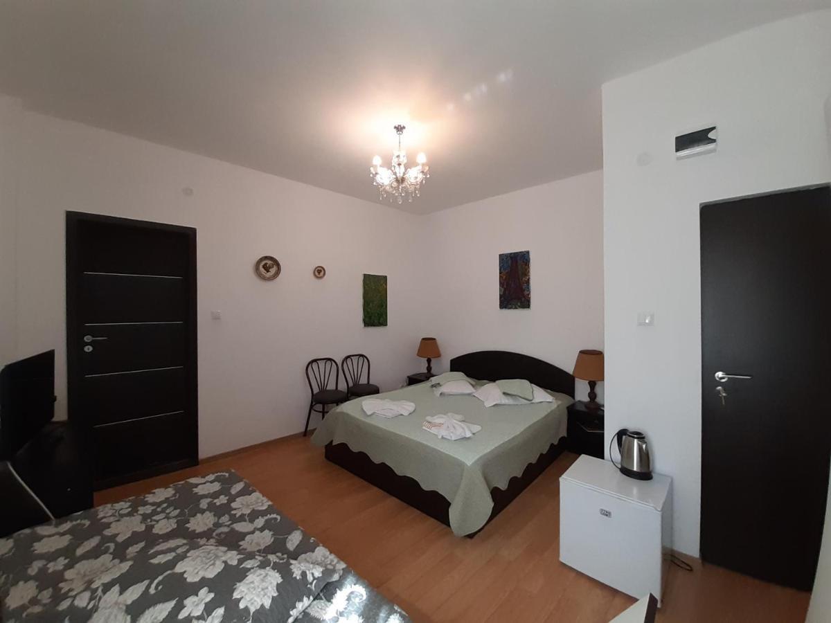 Copou Holding House Apartment Iasi Exterior photo